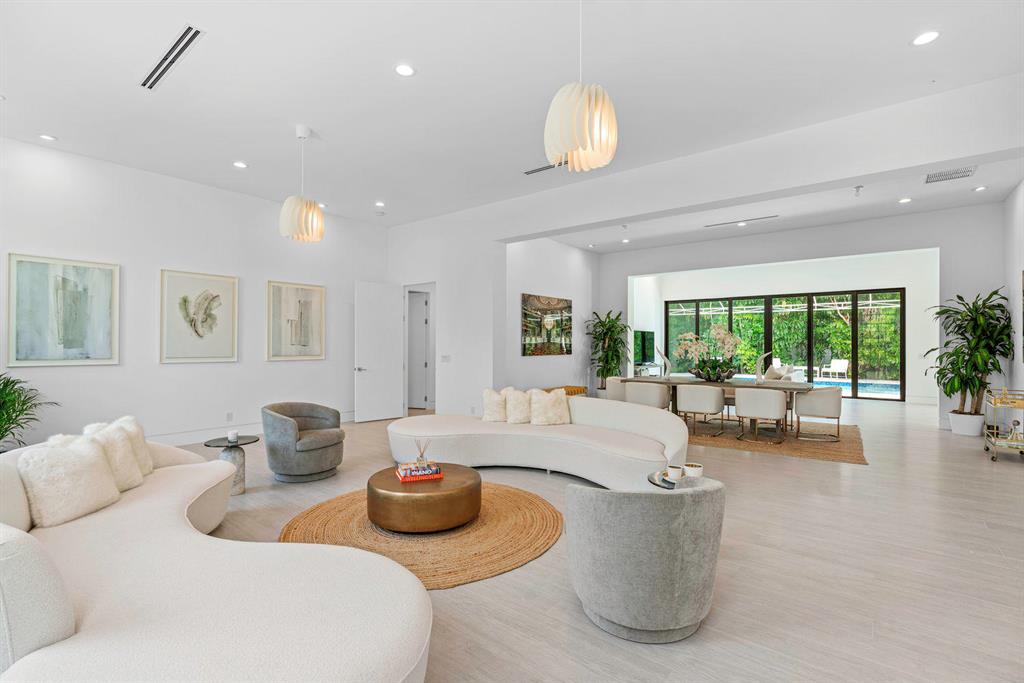 DODGE ESTATES LOT 21 & PART OF LOT 22 AS IN OR1770 - Residential