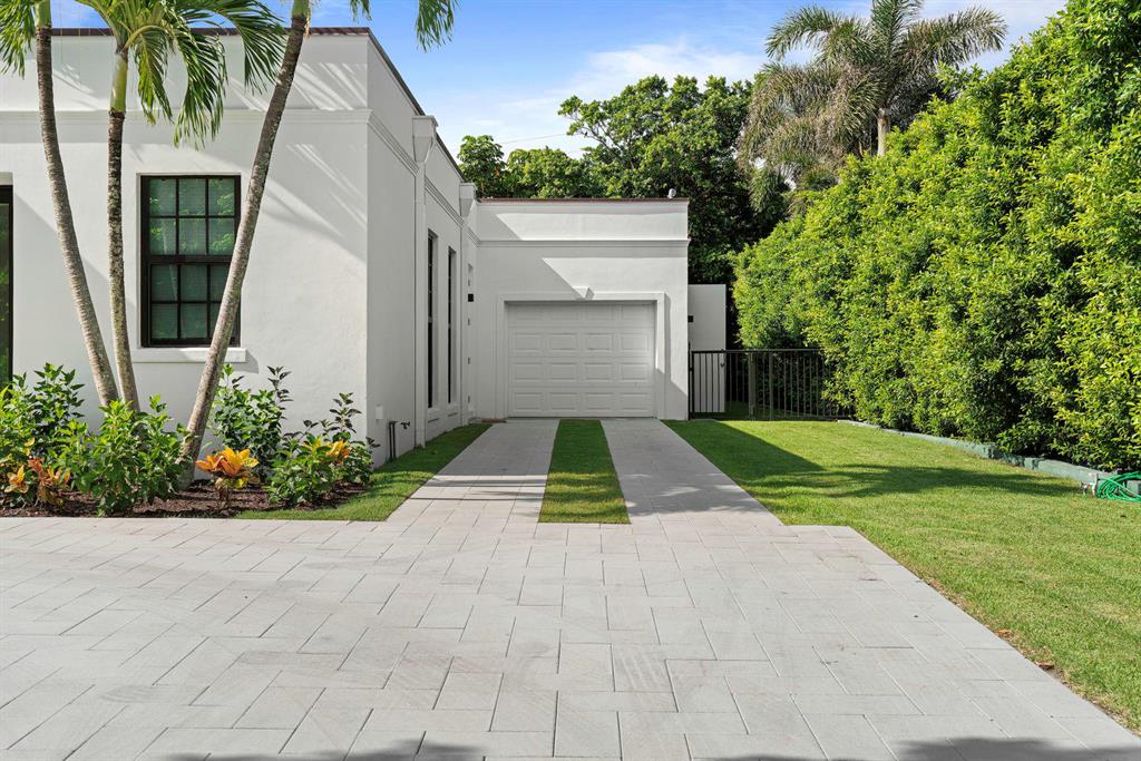 DODGE ESTATES LOT 21 & PART OF LOT 22 AS IN OR1770 - Residential