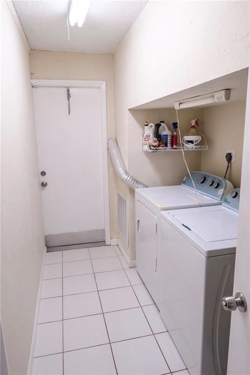 Westwood Commy 5 78-39 B - Residential Lease