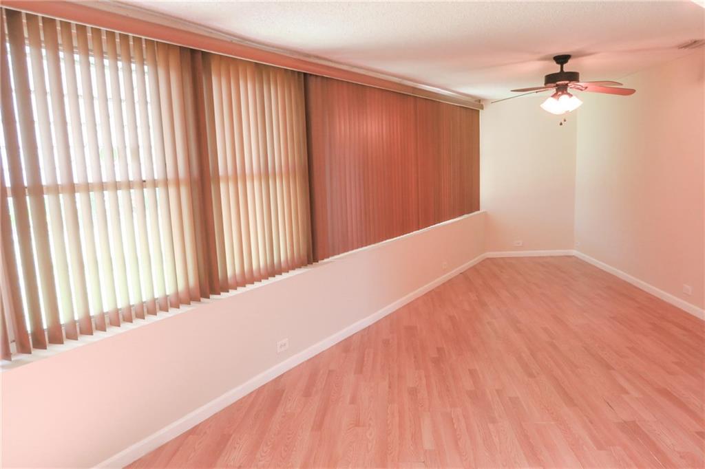 Westwood Commy 5 78-39 B - Residential Lease