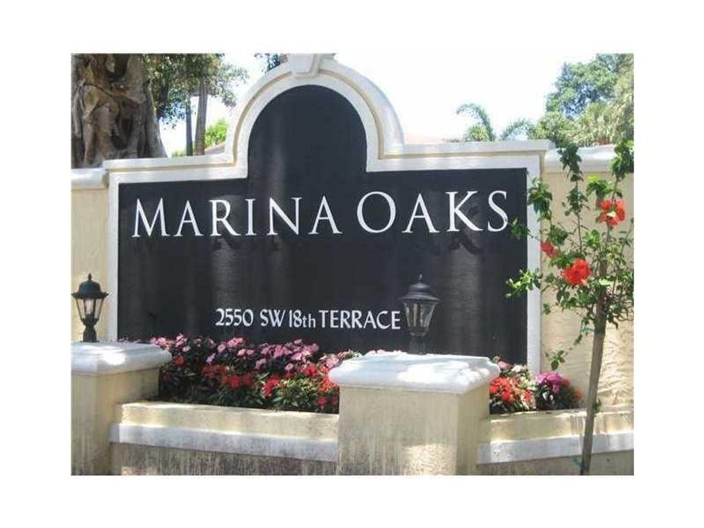 Photo of 2550 SW 18th Terrace #1808, Fort Lauderdale, FL 33315 (MLS # F10556590)