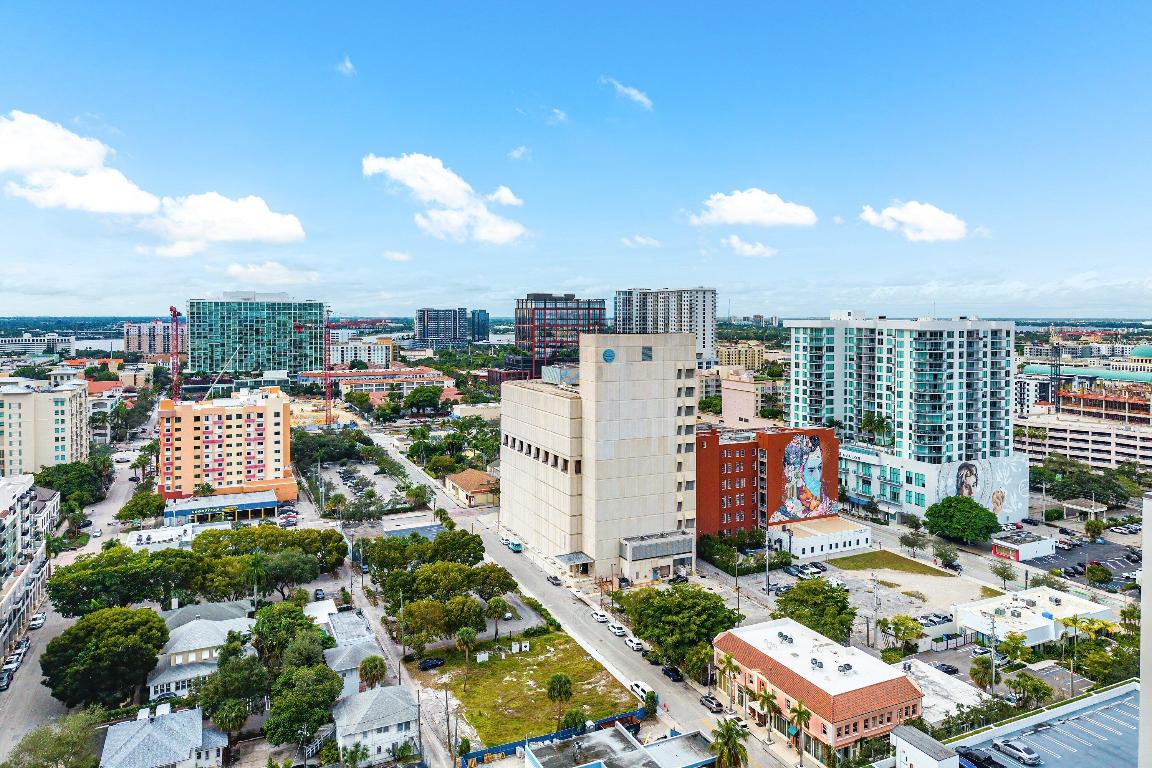 PLAZA OF THE PALM BEACHES CONDO - Residential
