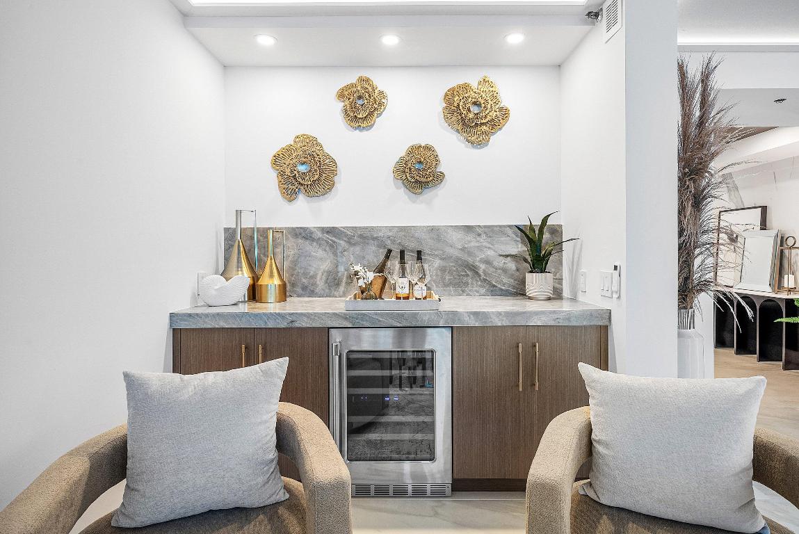 PLAZA OF THE PALM BEACHES CONDO - Residential