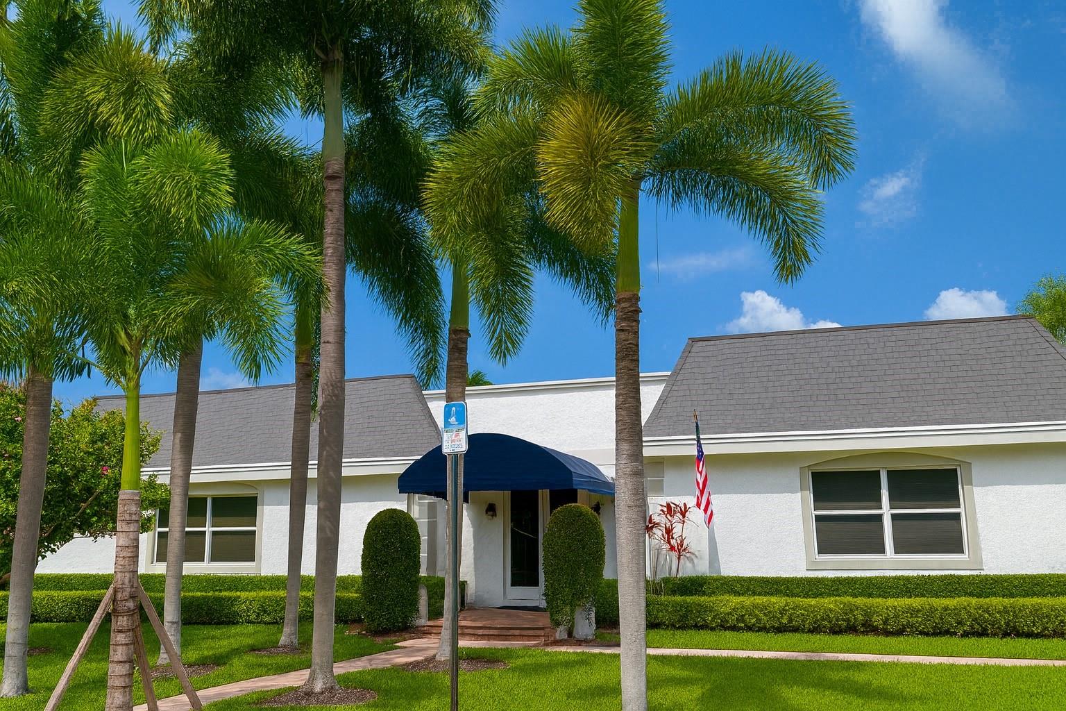 Townhouses Of Venetian Pa - Residential Lease