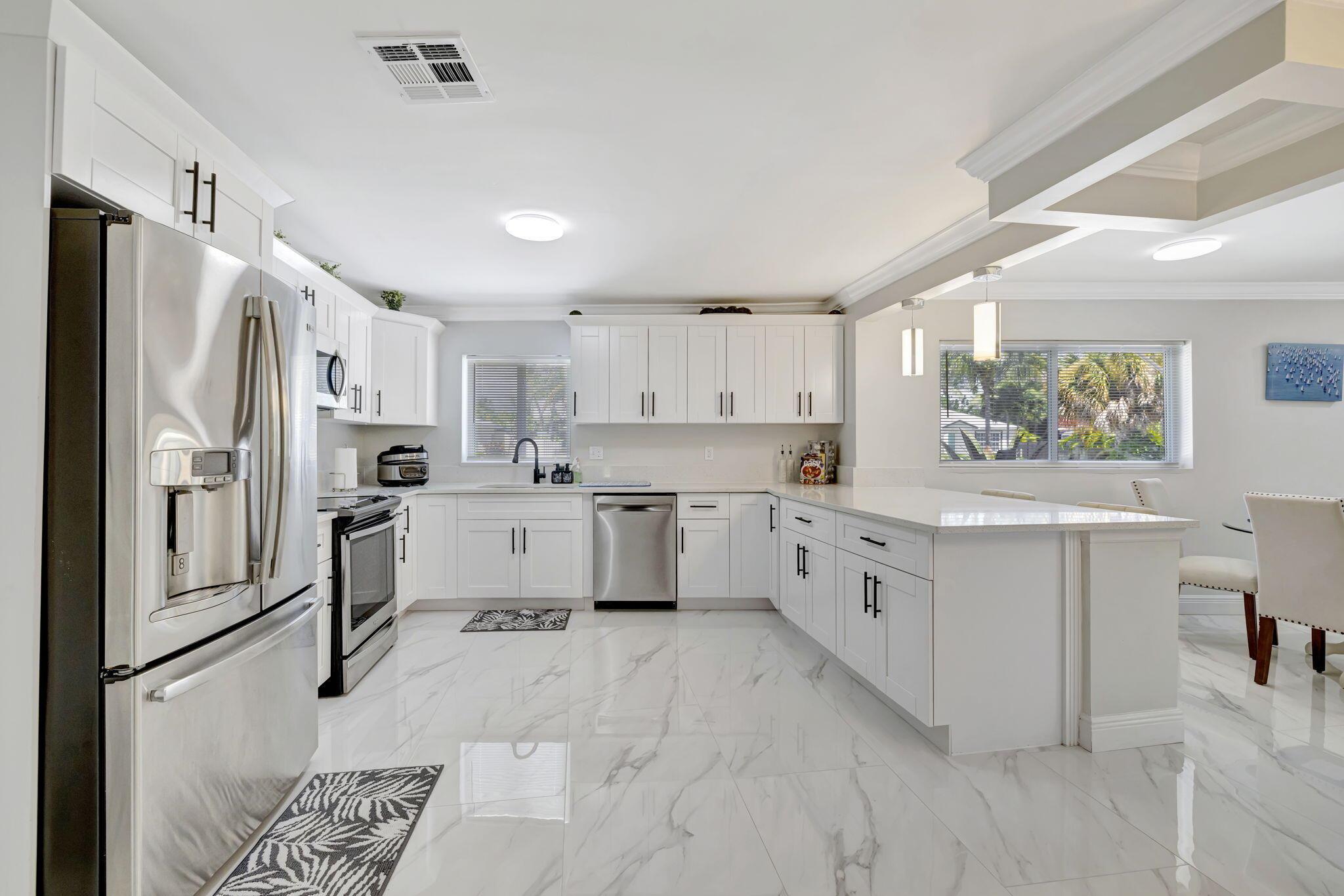 SURFSIDE UNIT 1 SUBDIVISI - Residential Lease