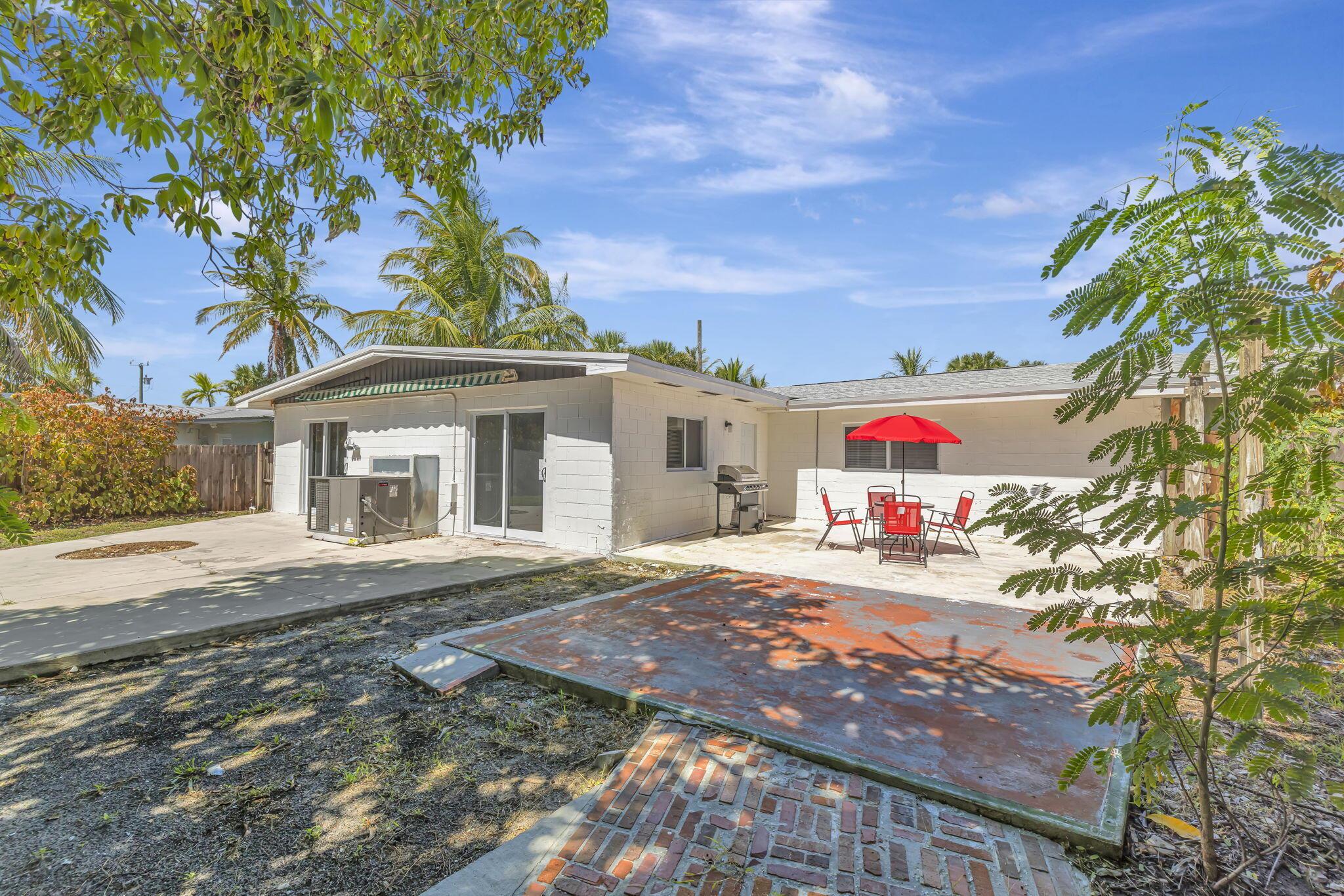 SURFSIDE UNIT 1 SUBDIVISI - Residential Lease