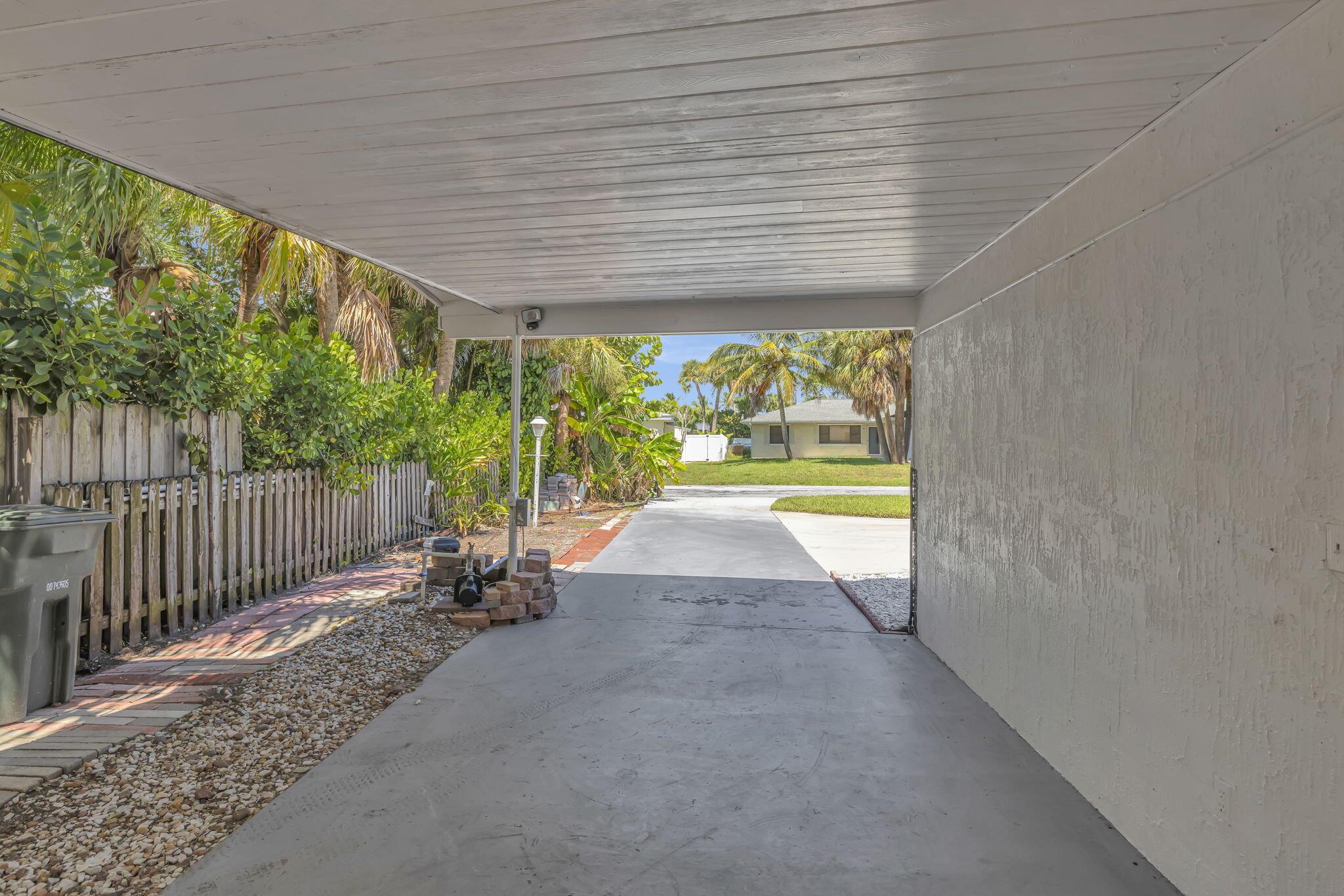 SURFSIDE UNIT 1 SUBDIVISI - Residential Lease