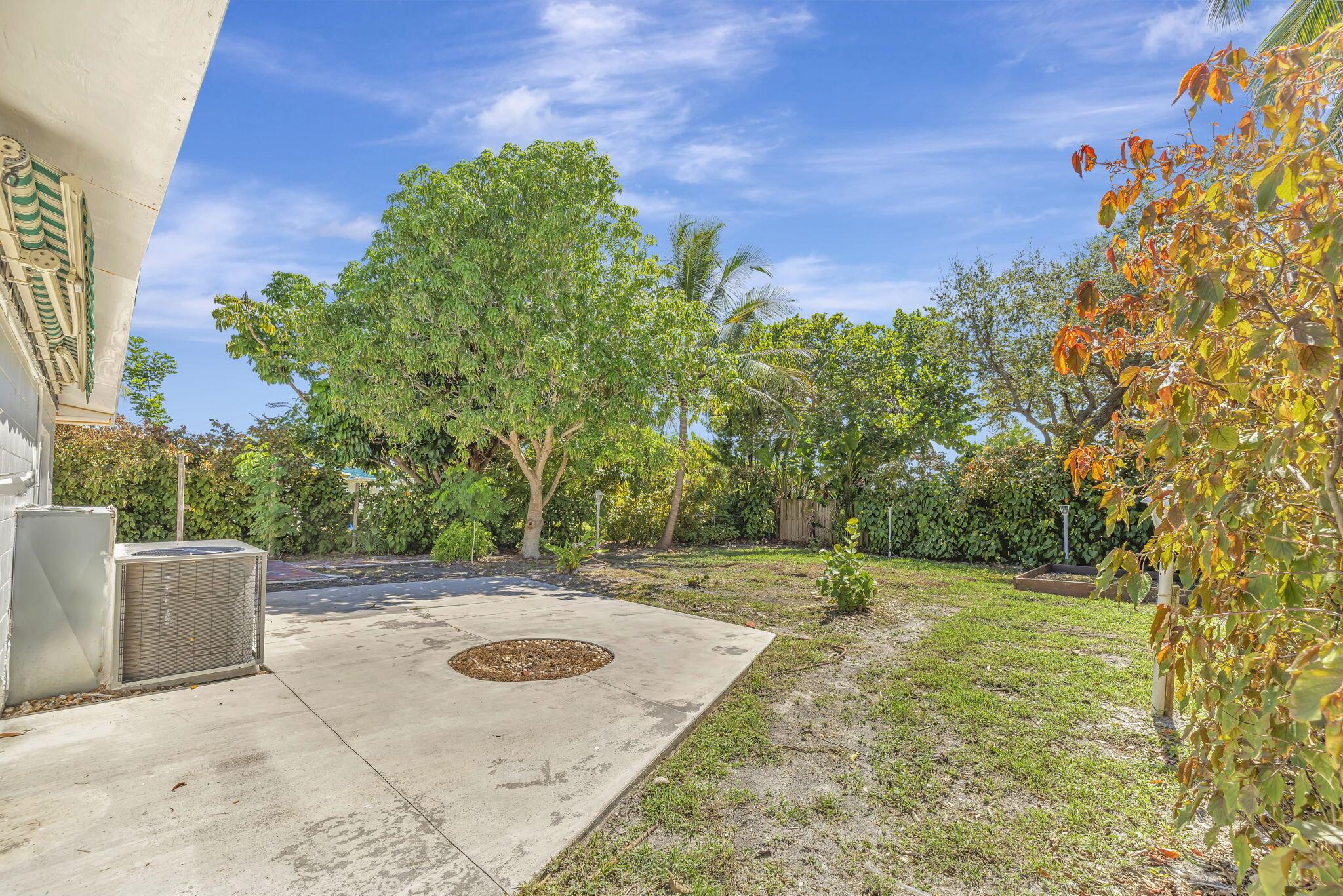 SURFSIDE UNIT 1 SUBDIVISI - Residential Lease