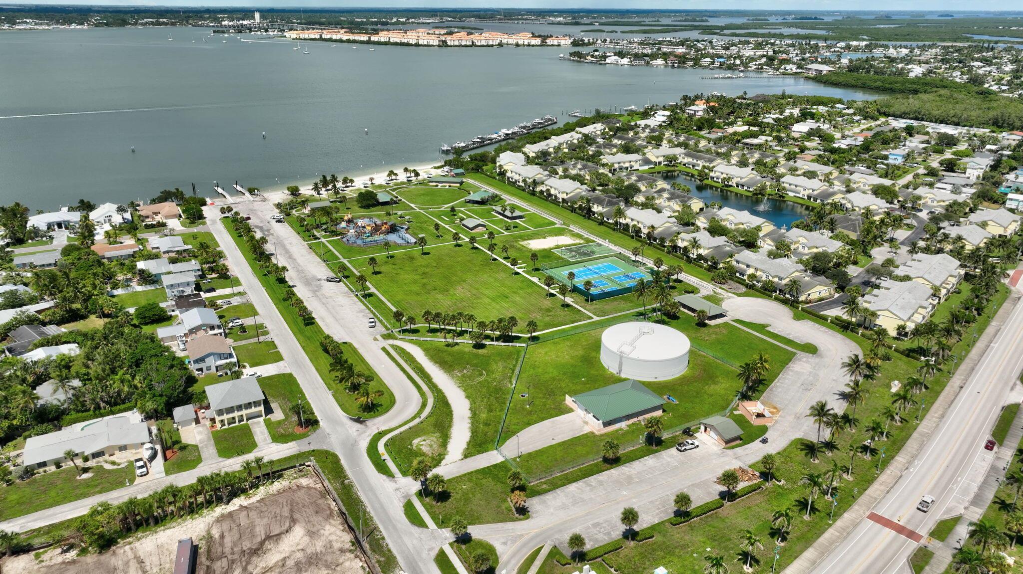 SURFSIDE UNIT 1 SUBDIVISI - Residential Lease