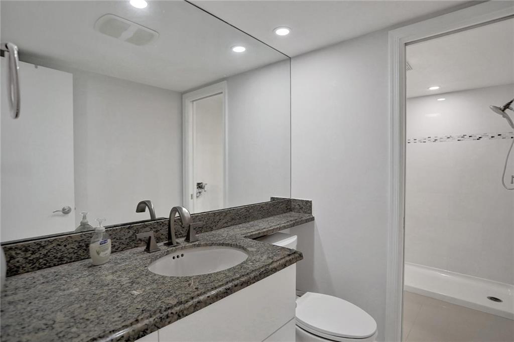 Ridgeview Towers - Residential