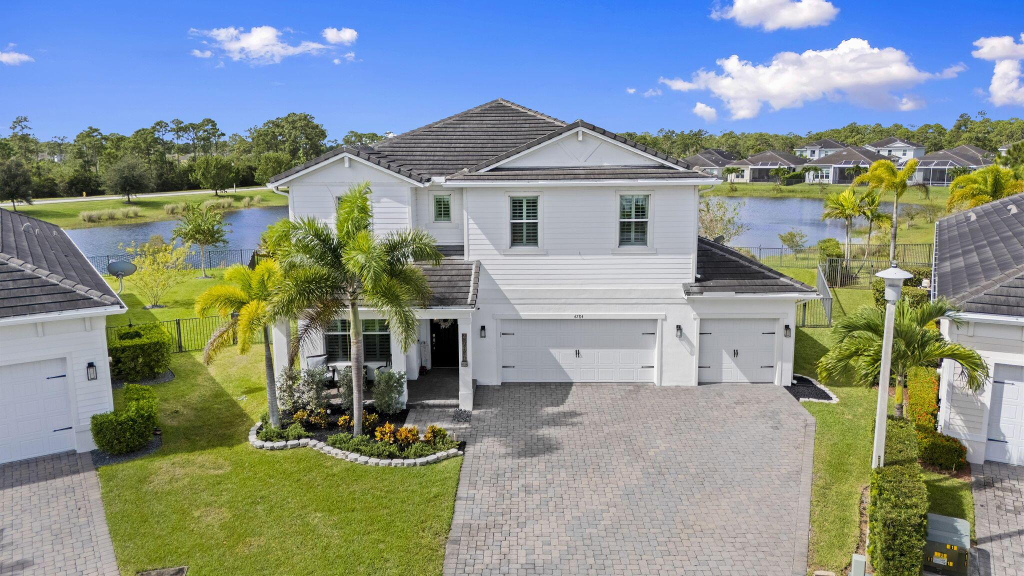 4784 SW Briarwood Court
