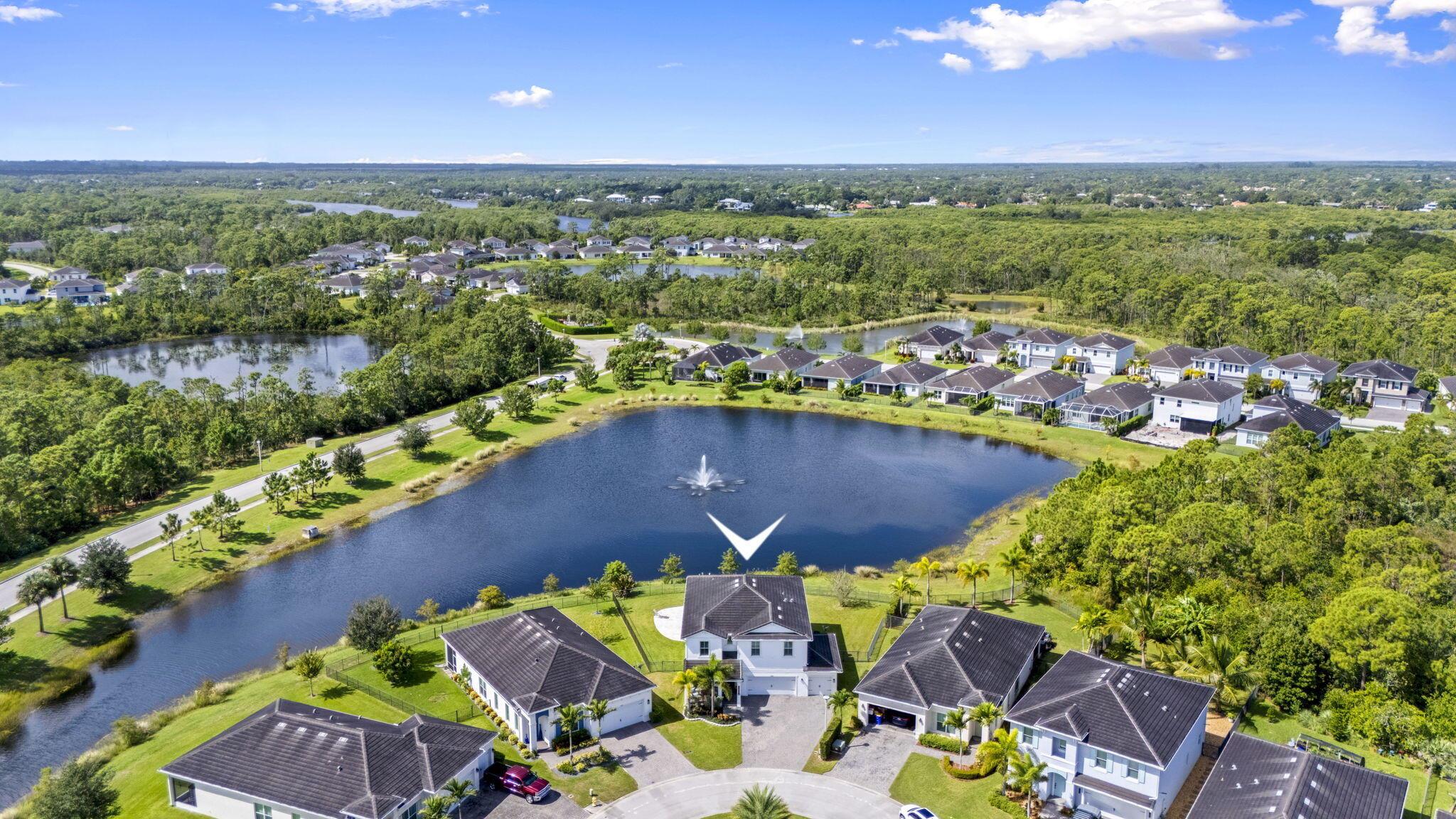 BANYAN BAY - Residential