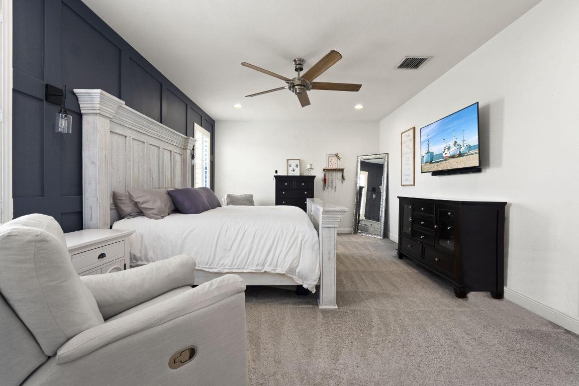 BANYAN BAY - Residential