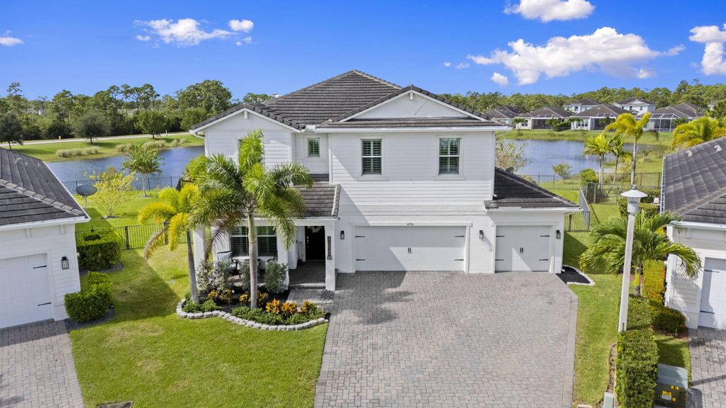Photo of 4784 SW Briarwood Court, Stuart, FL 34997 (MLS # R11133731)
