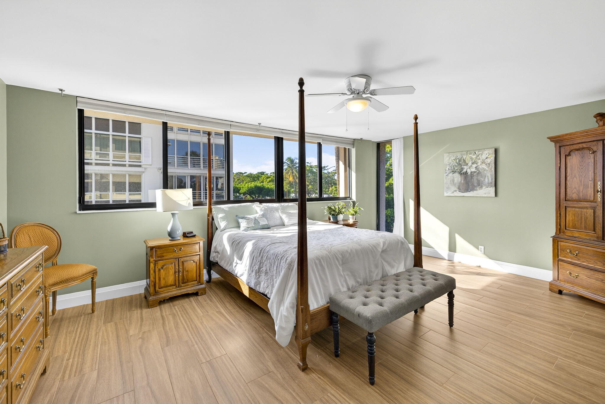 ROGERS CONDO - Residential