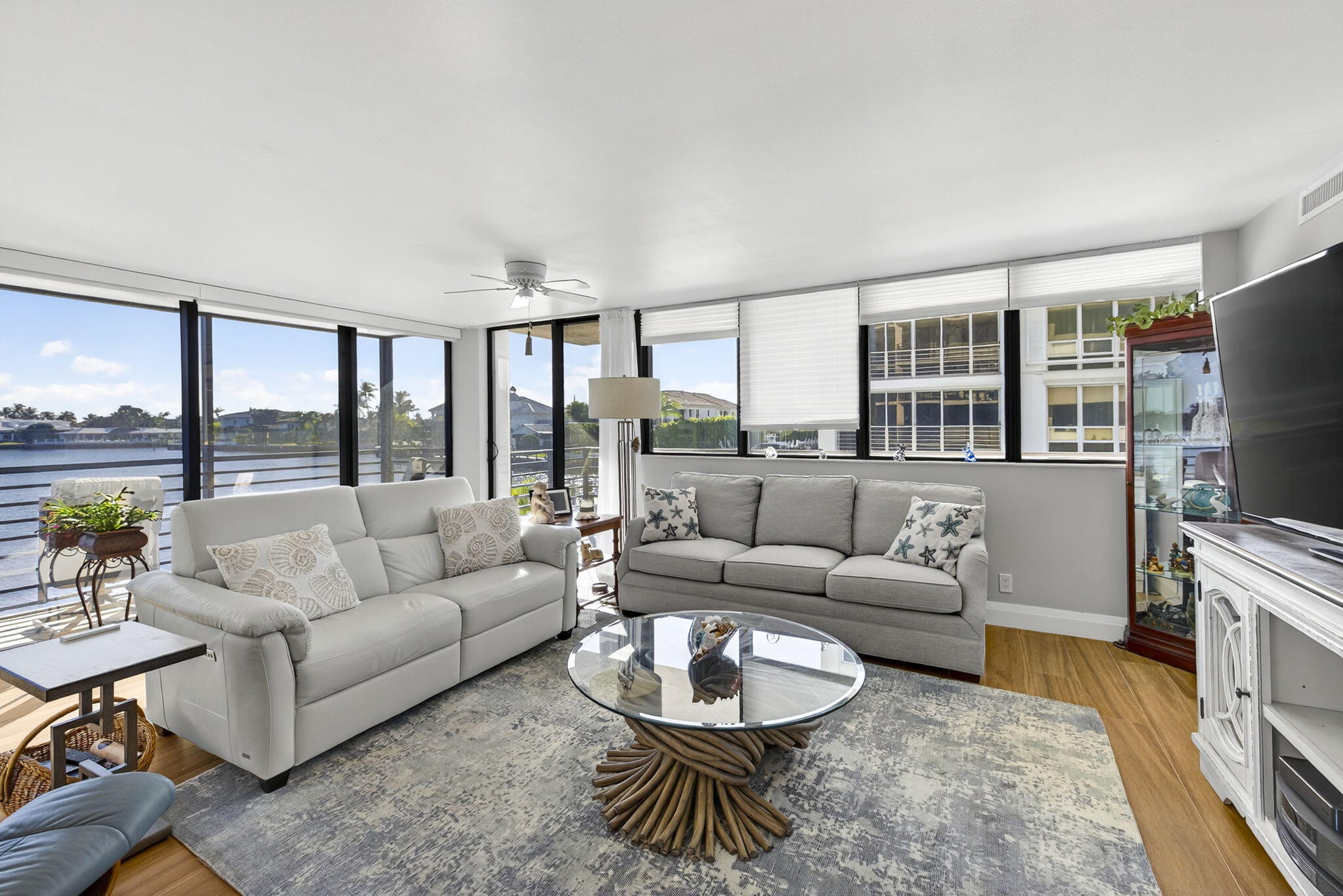 ROGERS CONDO - Residential