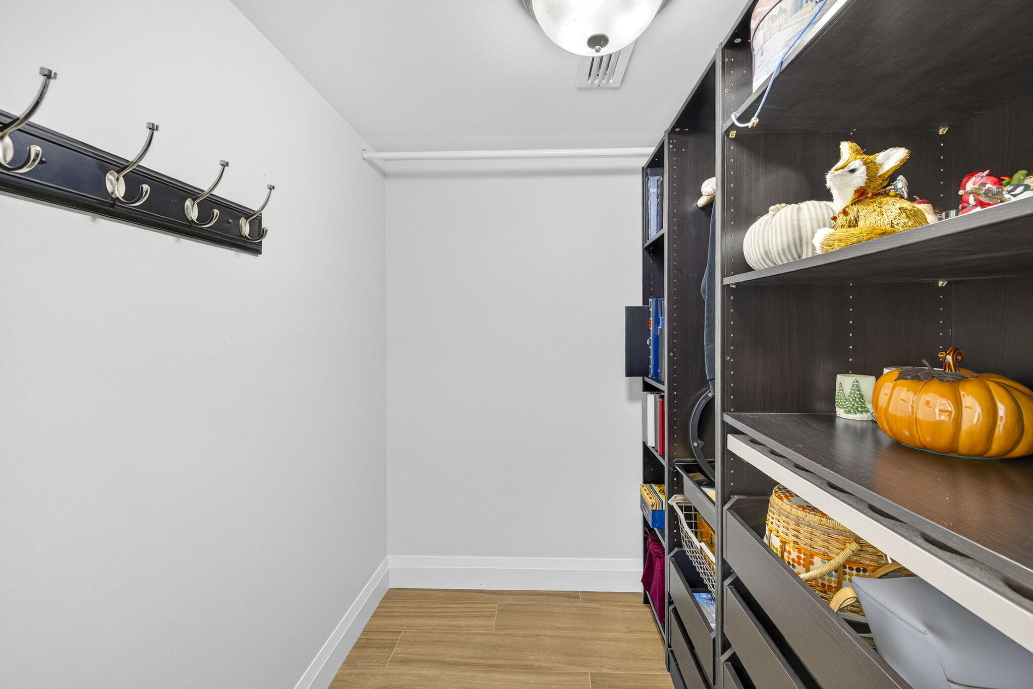 ROGERS CONDO - Residential