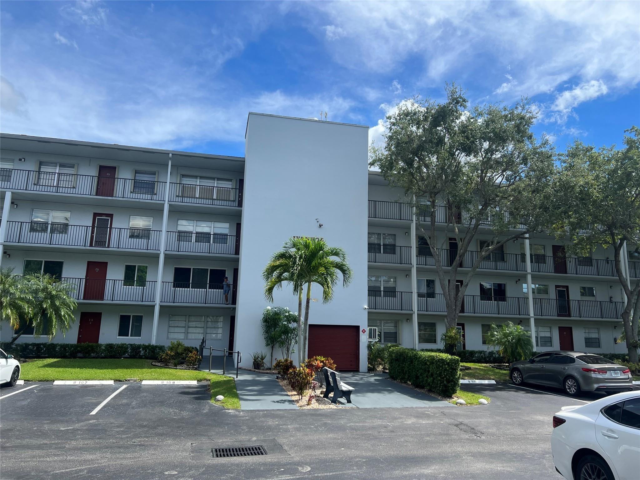 Ivanhoe West At Century V - Residential Lease