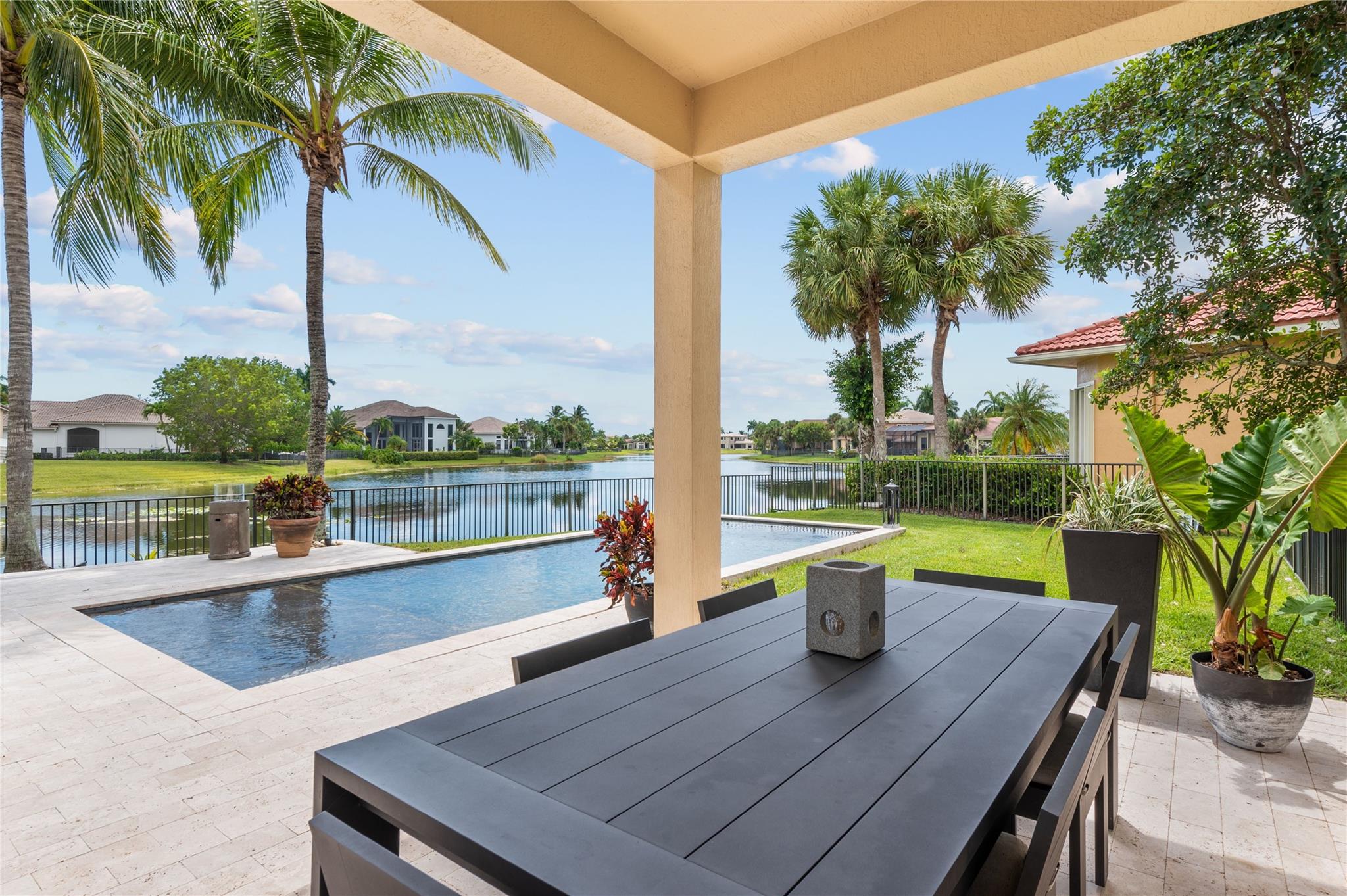 Heron Bay Central 171-23 - Residential