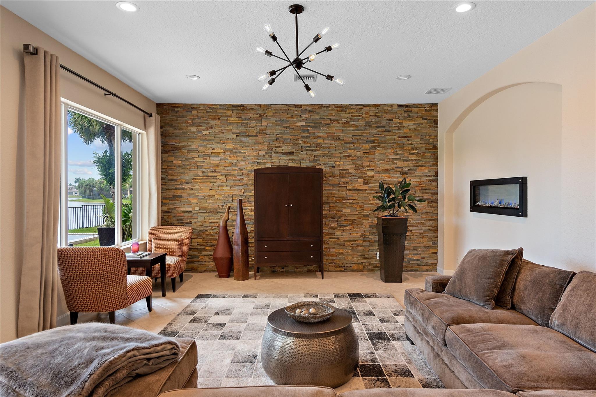 Heron Bay Central 171-23 - Residential