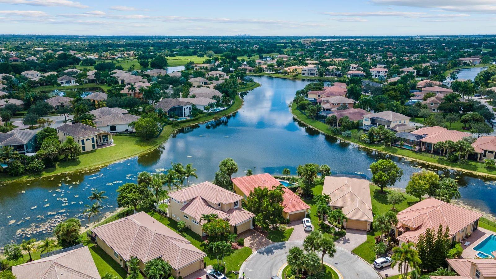 Heron Bay Central 171-23 - Residential
