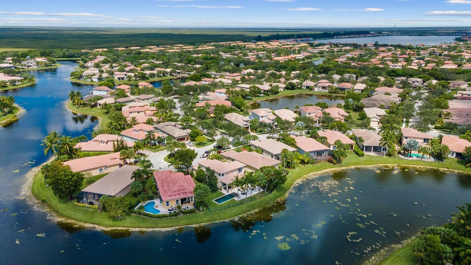 Heron Bay Central 171-23 - Residential