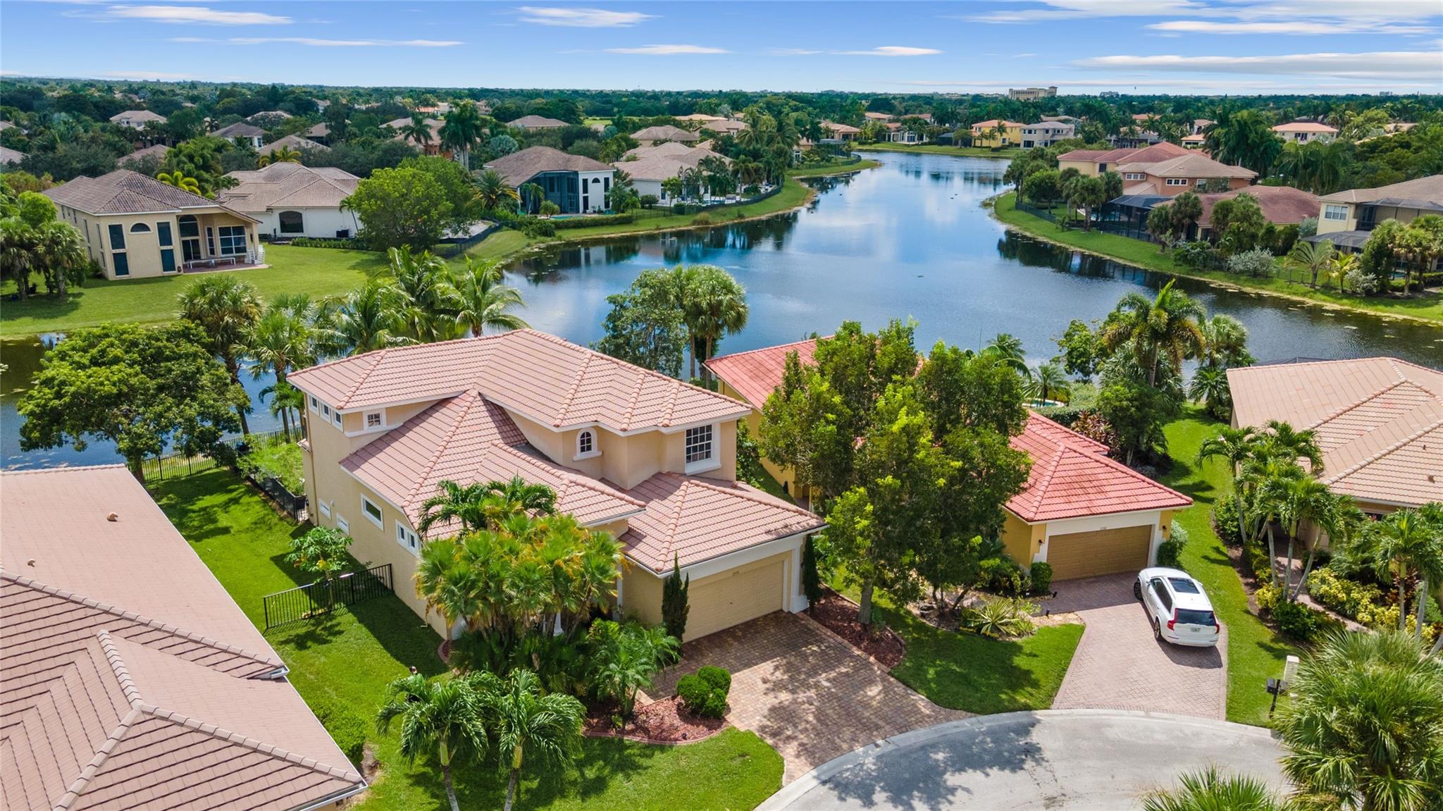 Heron Bay Central 171-23 - Residential