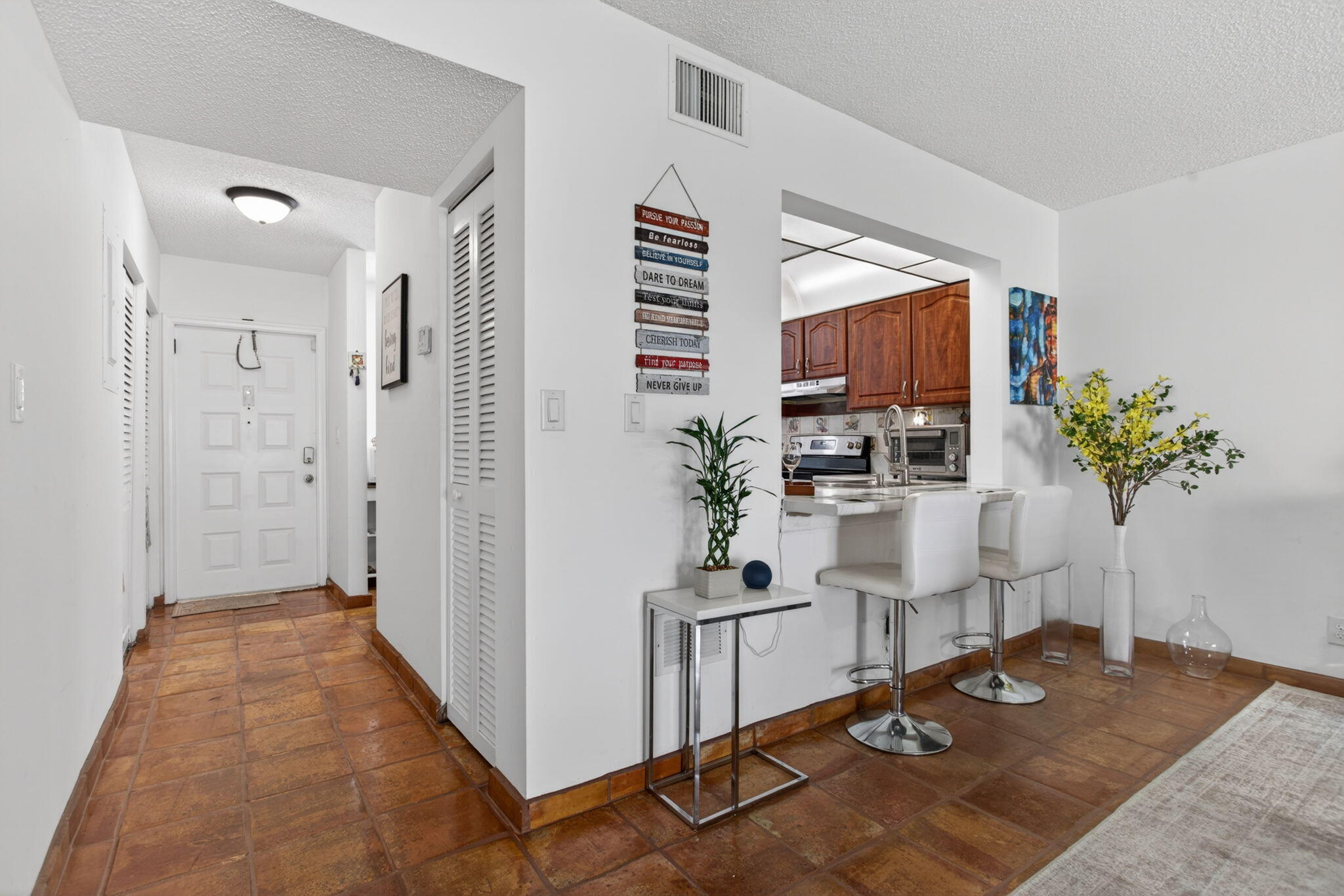 LAURELS AT MARGATE CONDO - Residential