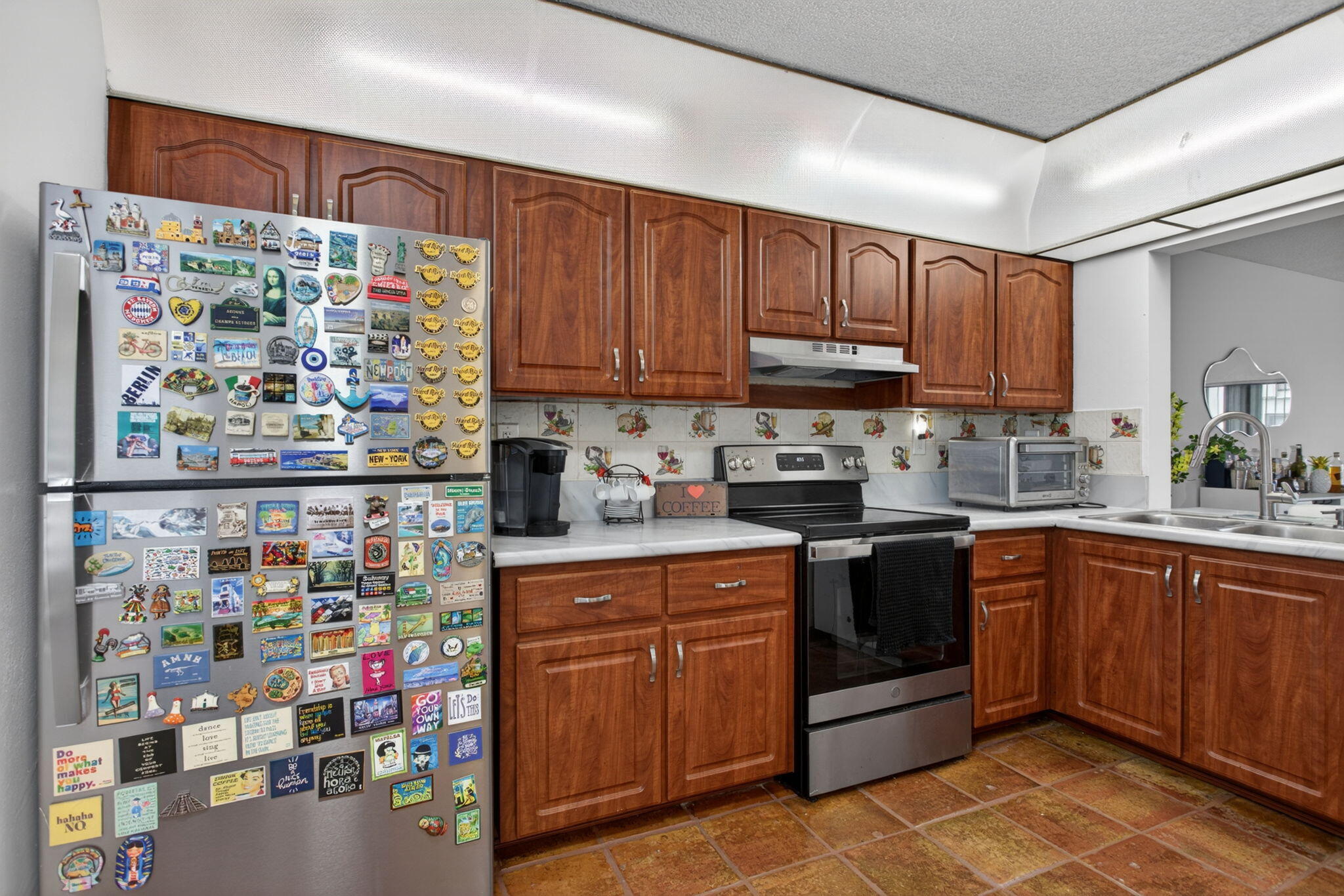 LAURELS AT MARGATE CONDO - Residential