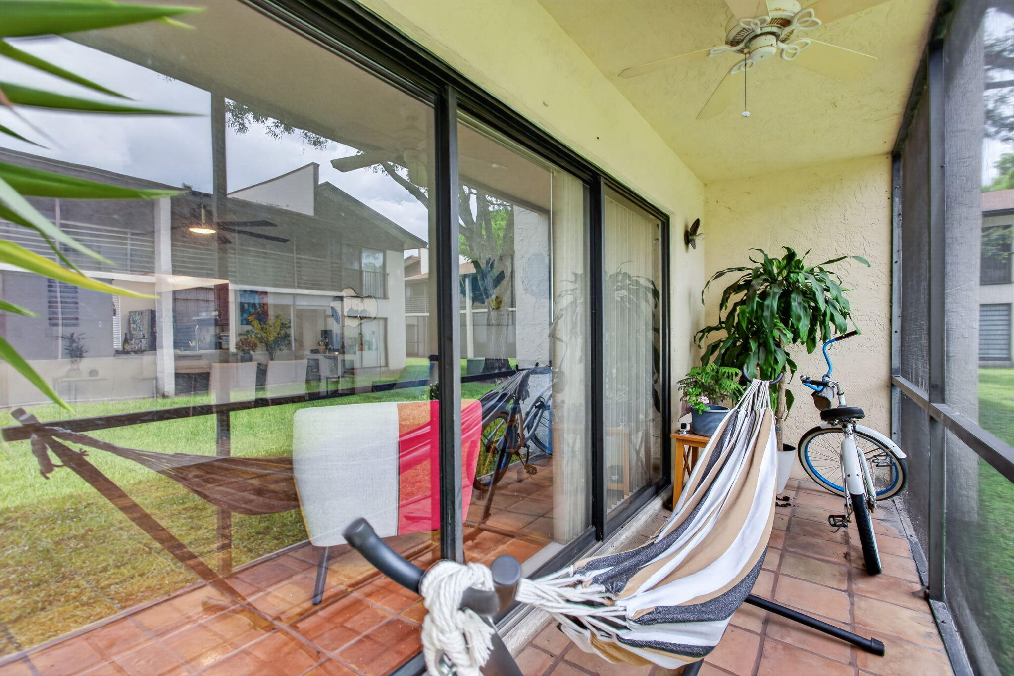 LAURELS AT MARGATE CONDO - Residential