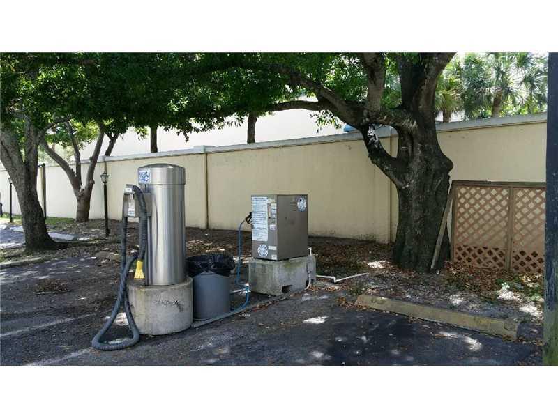 MARINA OAKS CONDO - Residential Lease