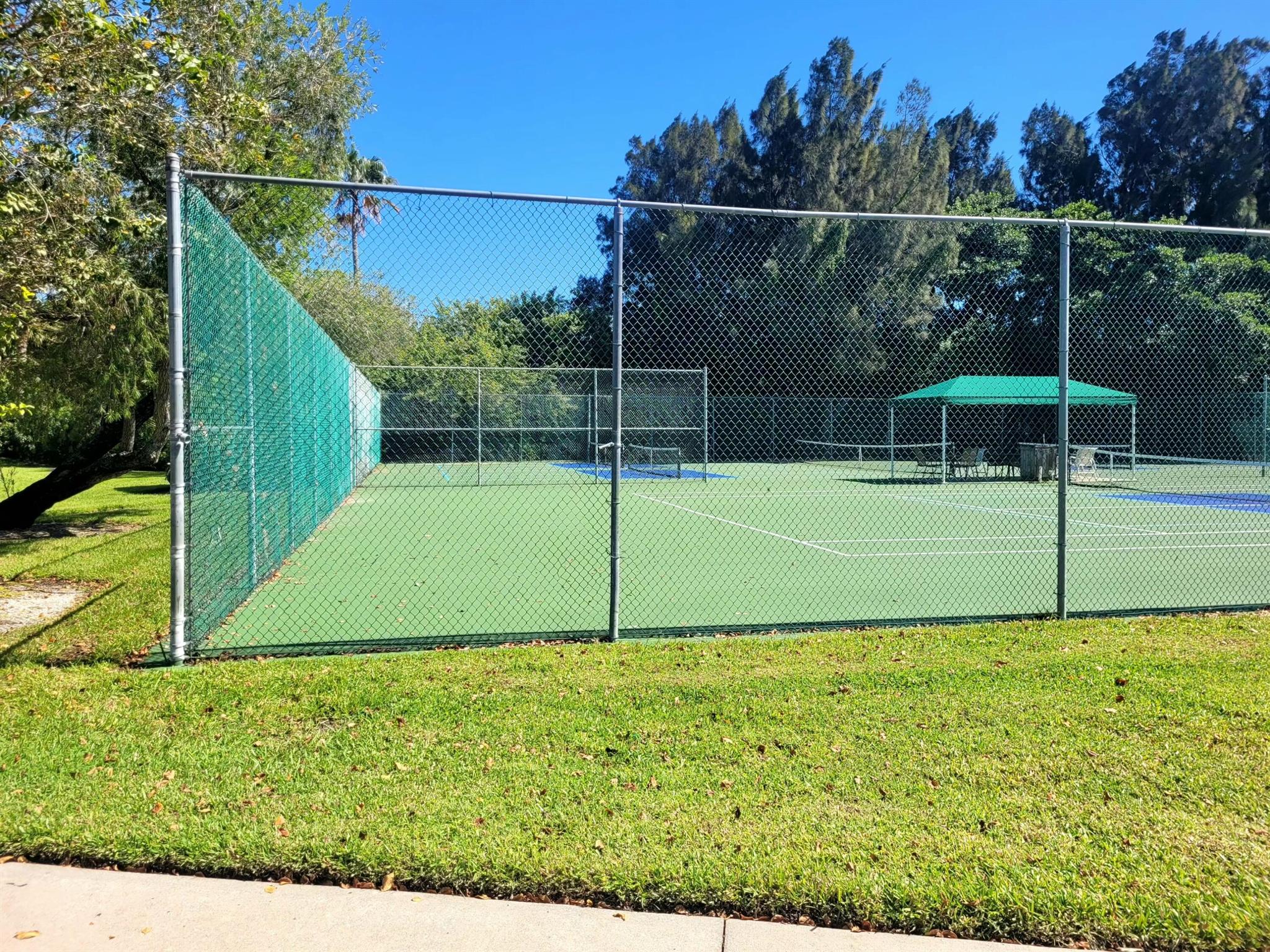 REFLECTIONS ON THE RIVER - Residential Lease