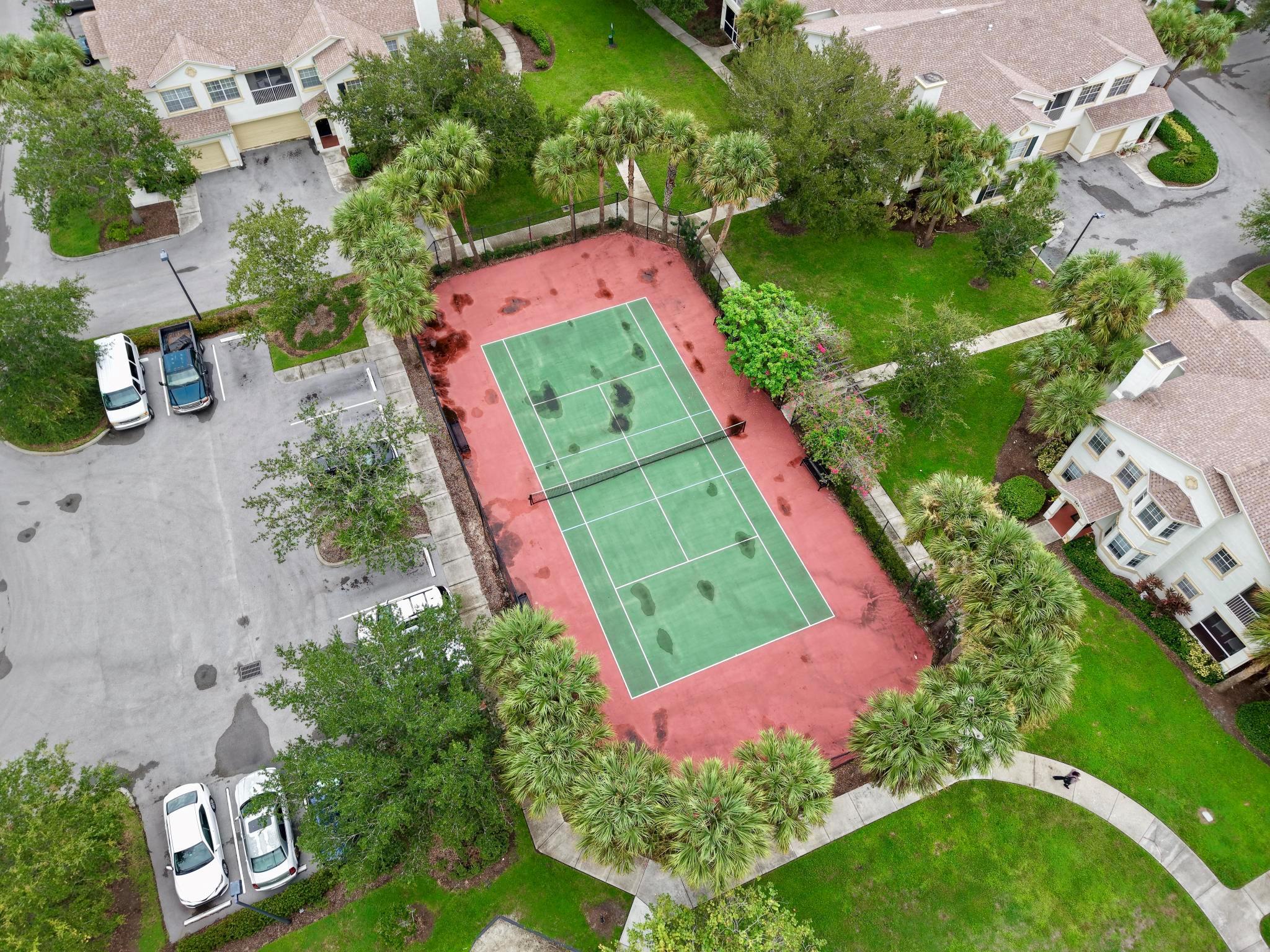 THE ESTATES AT STUART CON - Residential