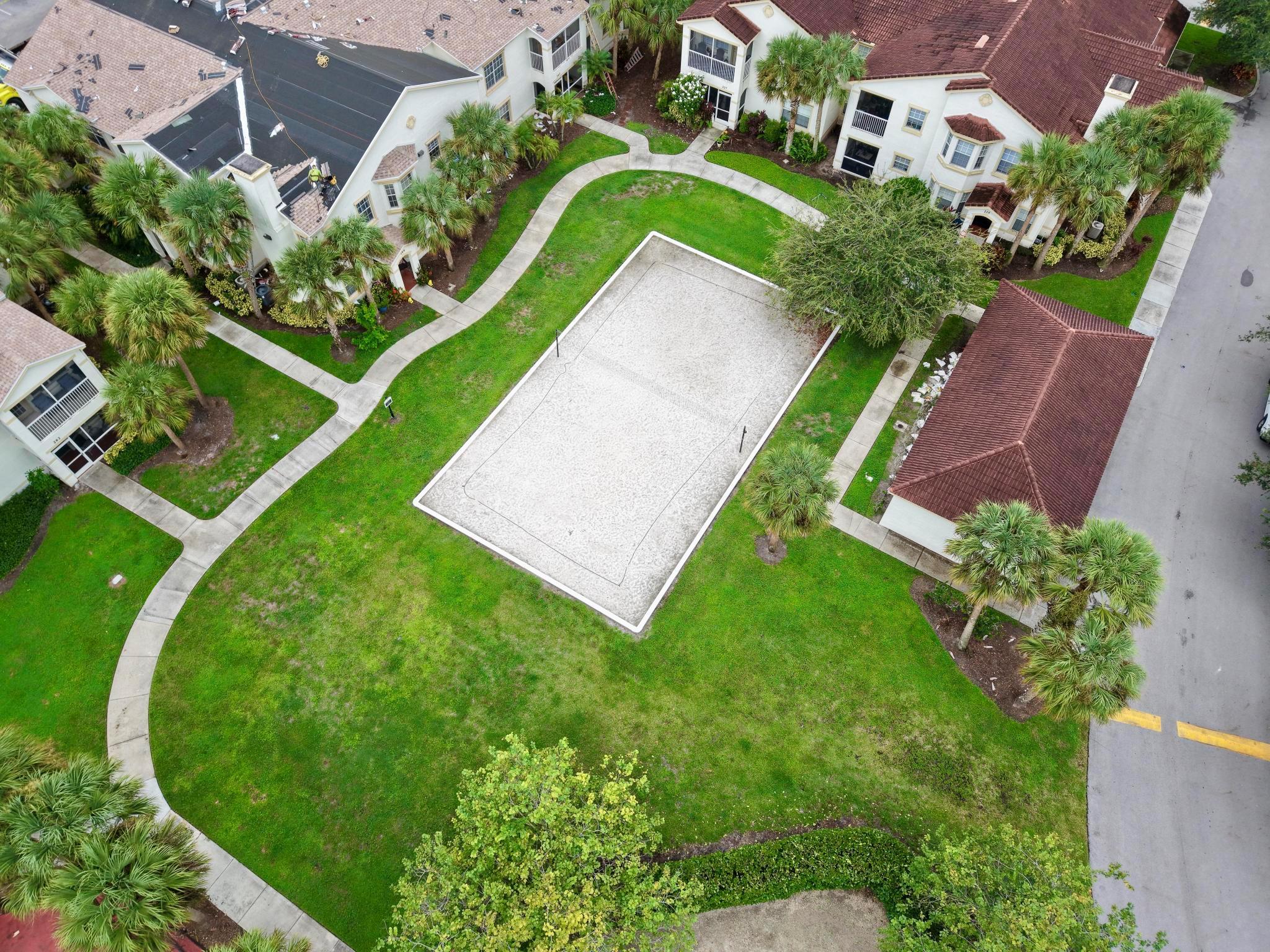 THE ESTATES AT STUART CON - Residential