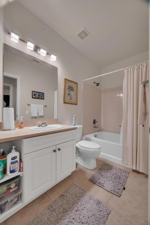 THE ESTATES AT STUART CONDO - Residential