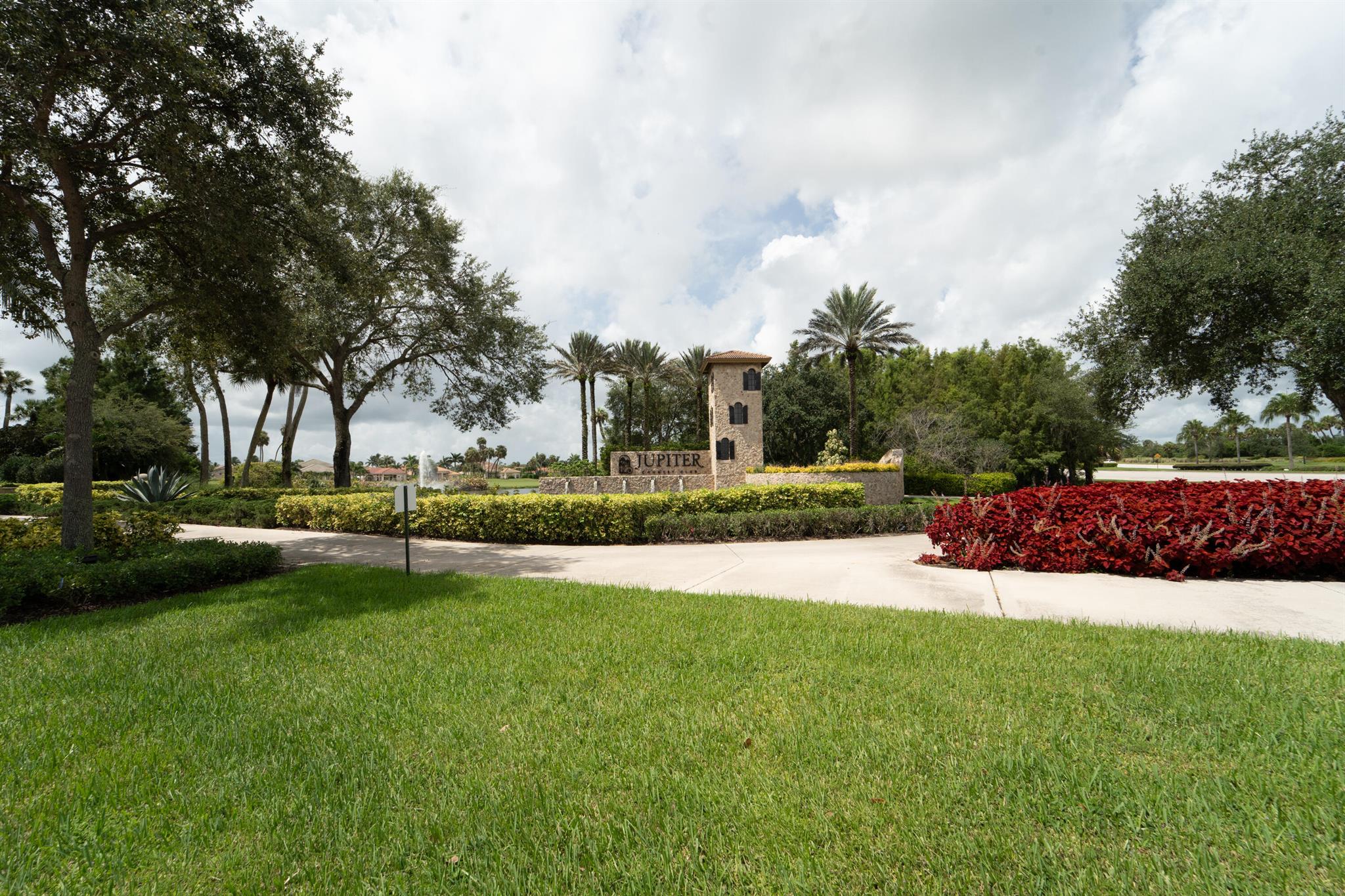 JUPITER COUNTRY CLUB - Residential