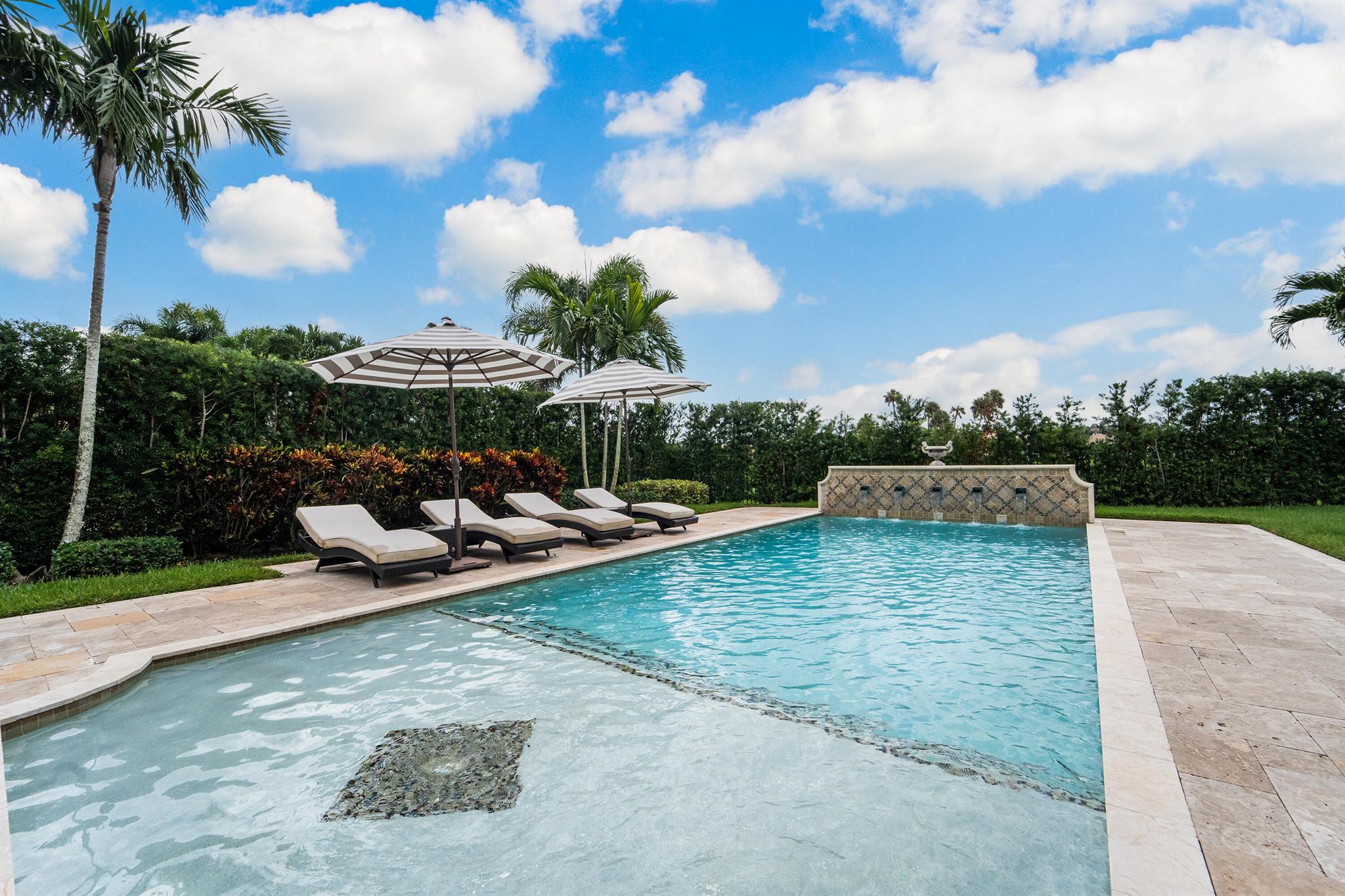 JUPITER COUNTRY CLUB - Residential