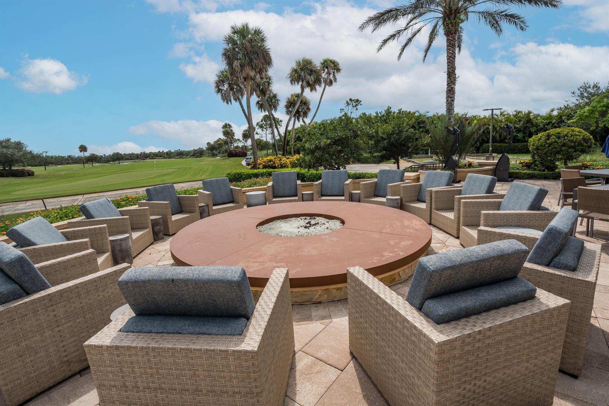 JUPITER COUNTRY CLUB - Residential