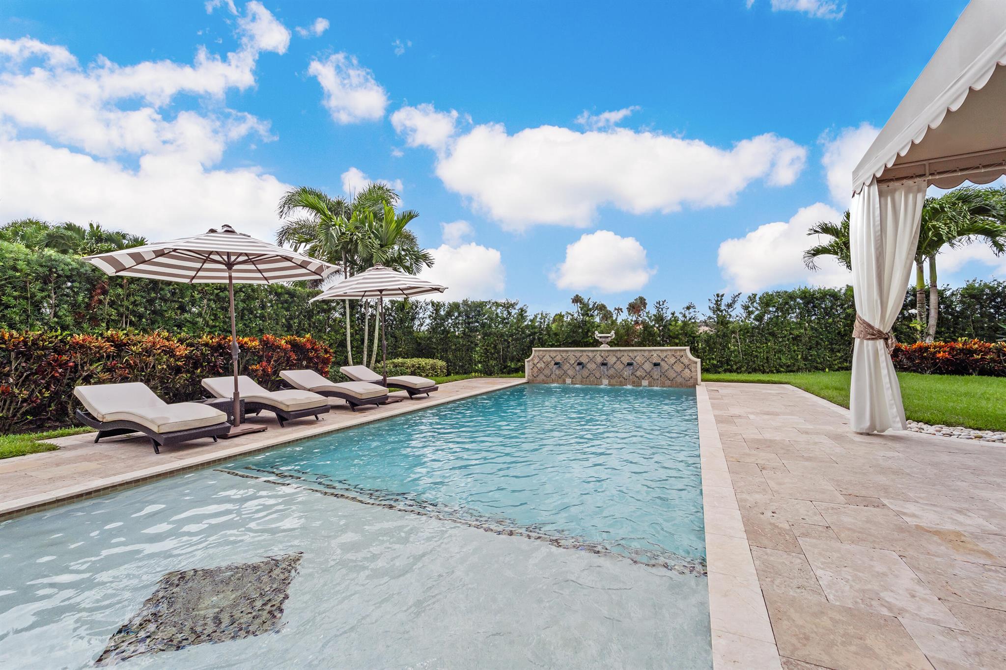 JUPITER COUNTRY CLUB - Residential