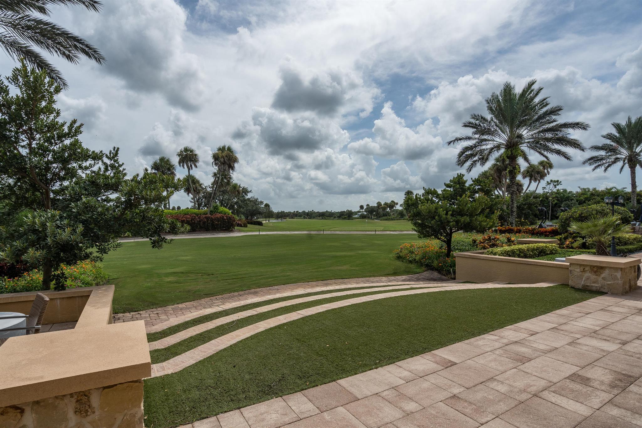 JUPITER COUNTRY CLUB - Residential