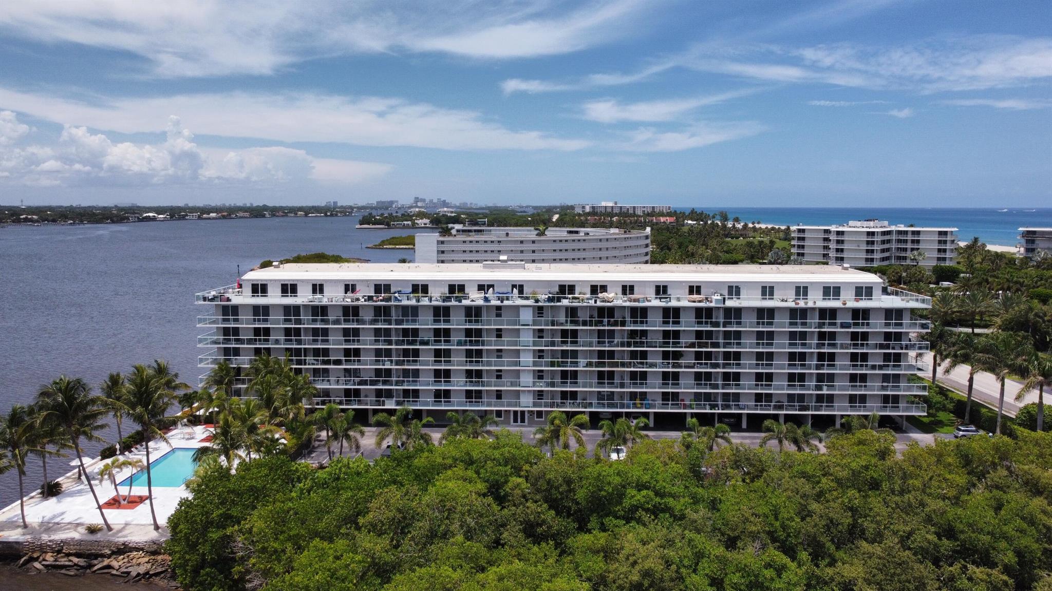 2560 SOUTH OCEAN BOULEVAR - Residential