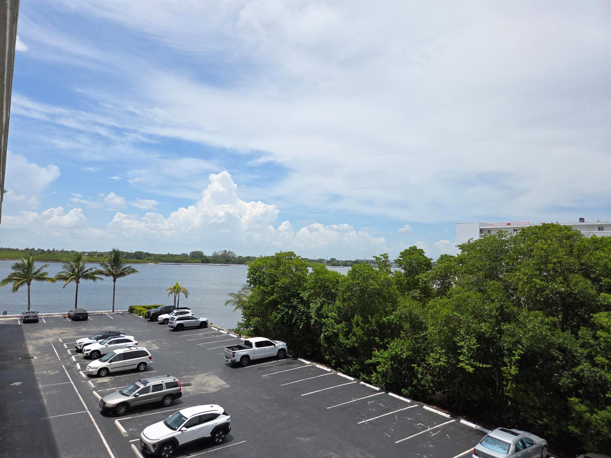 2560 SOUTH OCEAN BOULEVAR - Residential