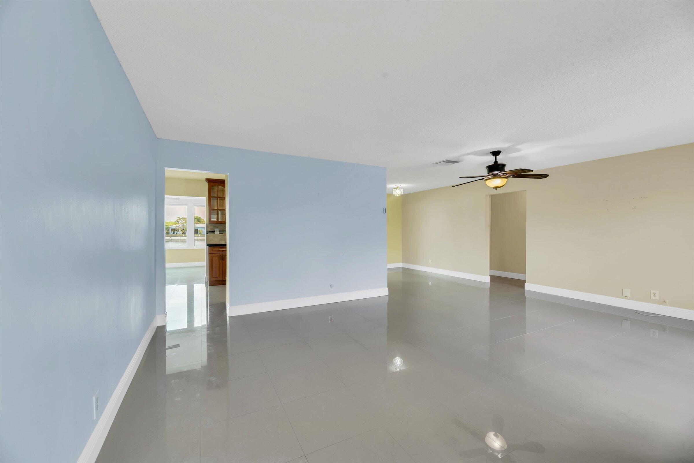 MAINLANDS OF TAMARAC LAKES - Residential