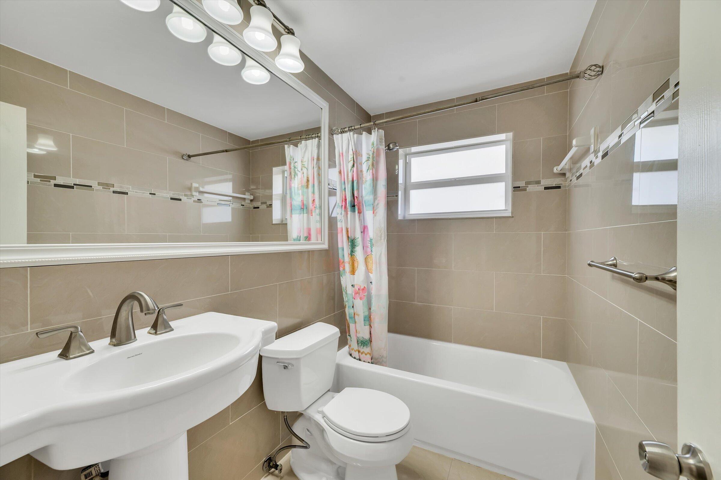 MAINLANDS OF TAMARAC LAKES - Residential