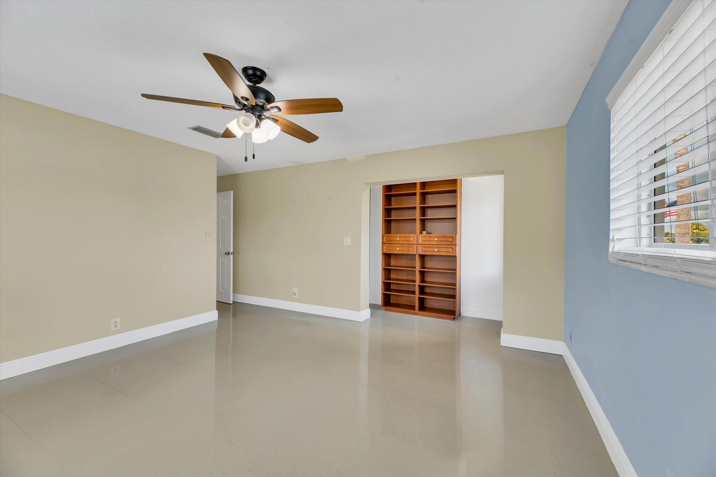 MAINLANDS OF TAMARAC LAKES - Residential