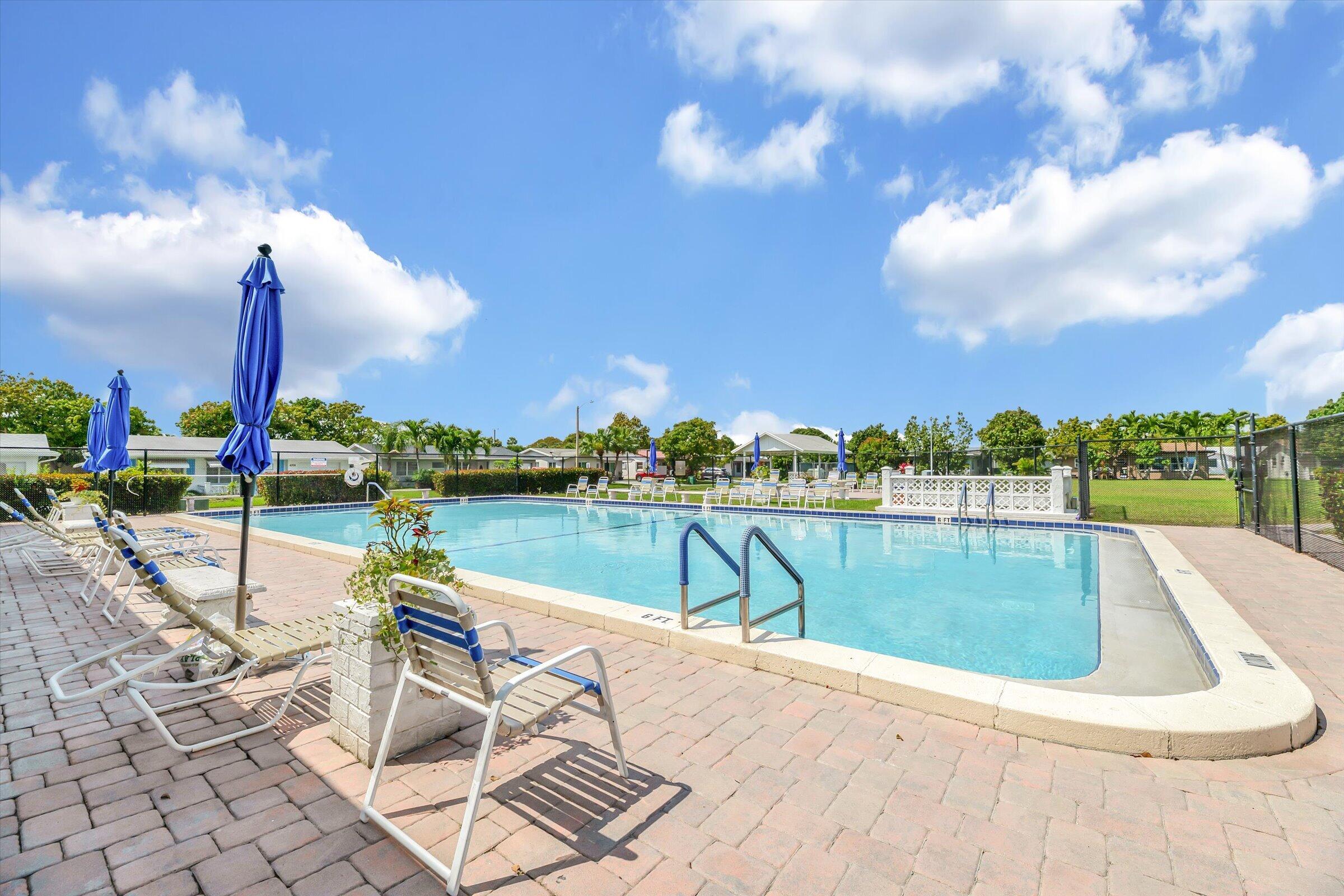 MAINLANDS OF TAMARAC LAKES - Residential