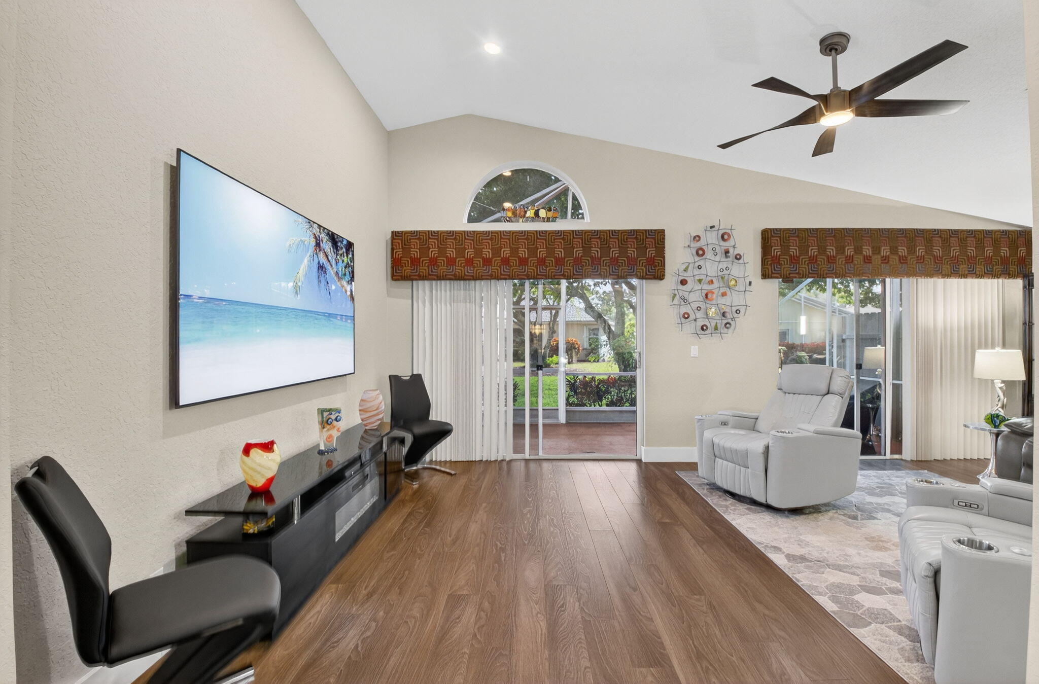 Majestic Isles - Residential