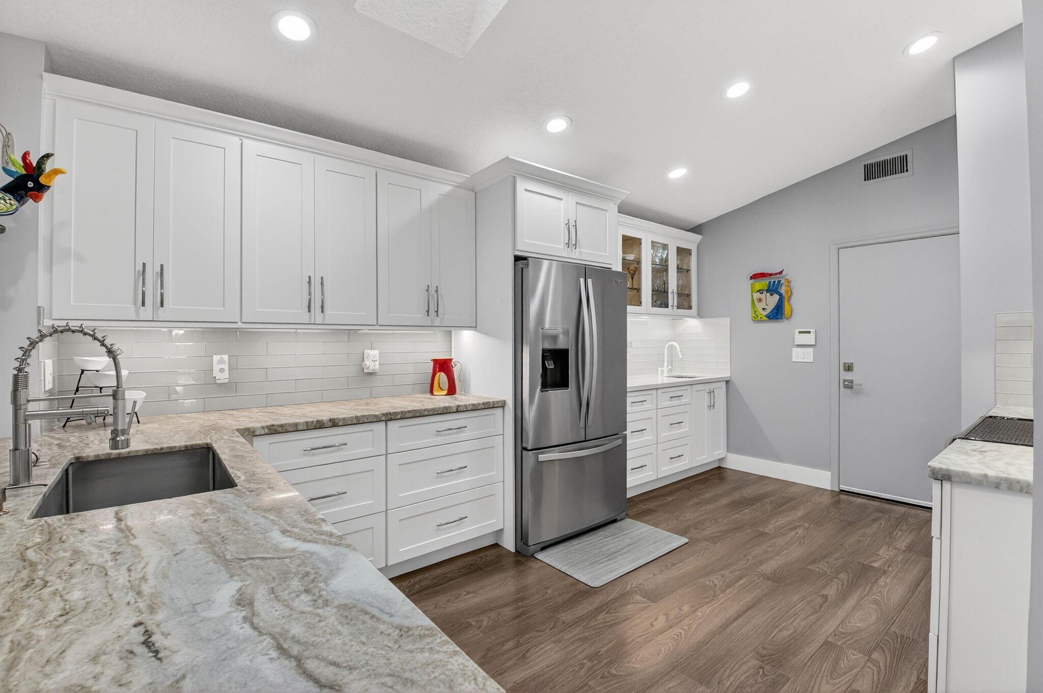 Majestic Isles - Residential