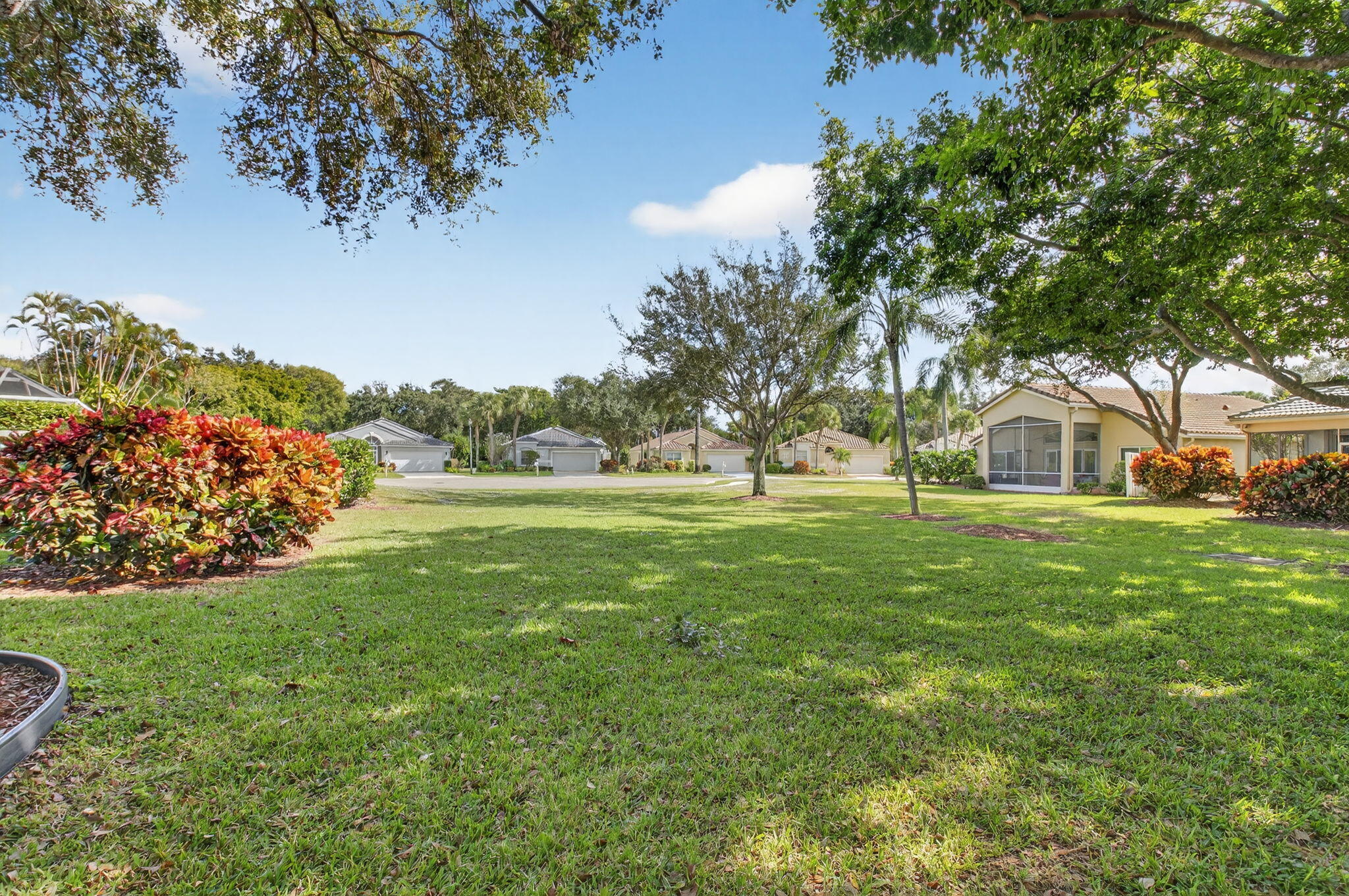 Majestic Isles - Residential