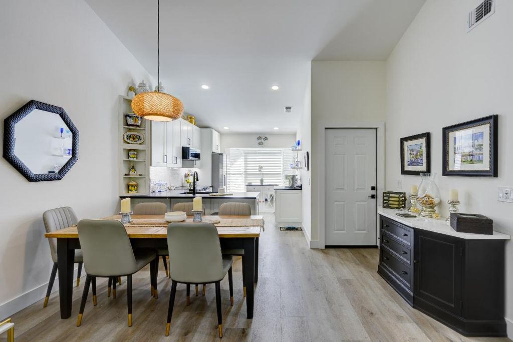 Photo of 10976 SE Sea Pines Circle, Hobe Sound, FL 33455 (MLS # R11121997)